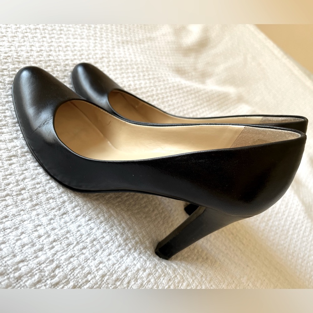 Ralph Lauren black pumps high heels